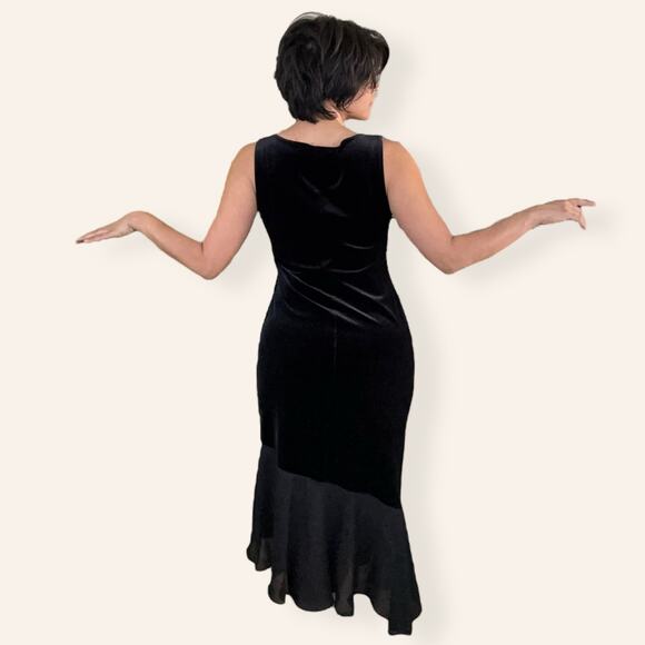 Mermaid A symmetrical Velvet Dress Black Size 12 - Picture 3 of 6